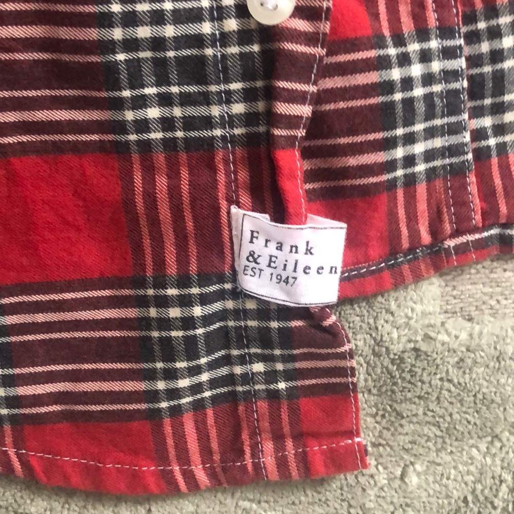 Frank & Eileen Button Down - image 4